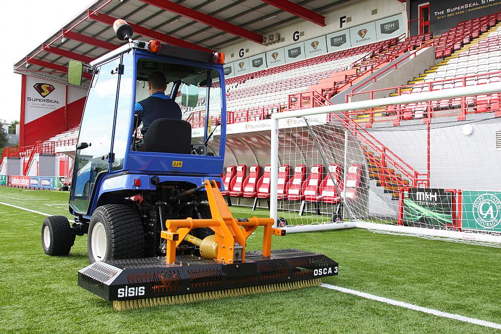 Article - SISIS-Osca-is-pitch-perfect-for-the-'Accies'